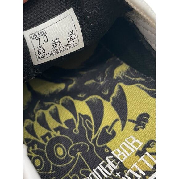 Vans x Spongebob Gigliotti Skate Slip On Shoes Mens US 7 Eu 39 Black Yellow - Picture 10 of 16